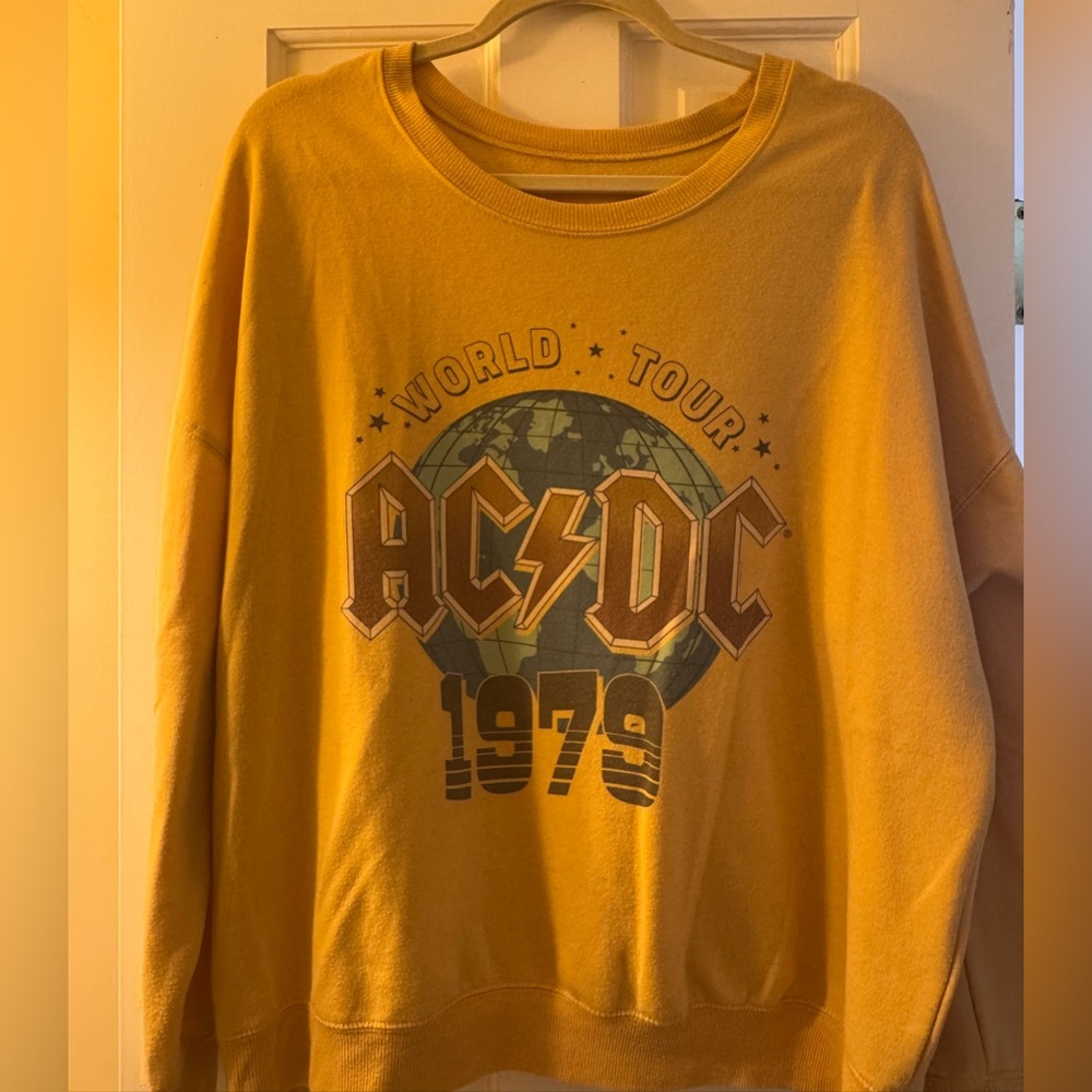 AC/DC women’s long sleeved